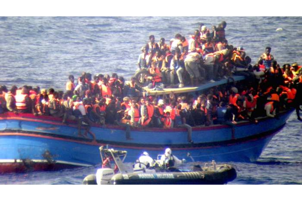 Nuova tragedia nel mediterraneo. BBC Arabic lancia la notizia di 400 migranti dispersi nel Mediterraneo