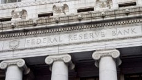 La Fed alza il costo del denaro e le stime del Pil Usa