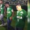 Brasile, veglia allo stadio di Chapeco: sfilano i giocatori che non erano a bordo del volo