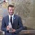 New York: David Beckham accende di blu Empire State Building