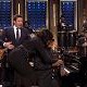 Tonight show, la serenata di Stevie Wonder alla first lady: "My Michelle amour"